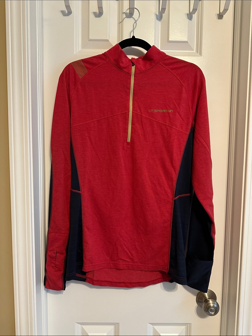 La Sportiva Men's Swift Quarter-Zip Long Sleeve Running Top, Watch Cutout, Glove